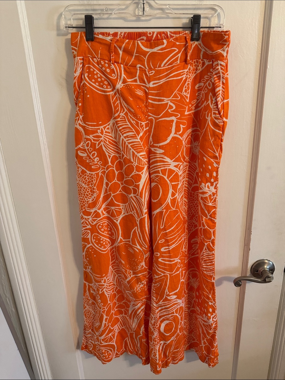 C&C California Orange and White Wide Leg Capris XS